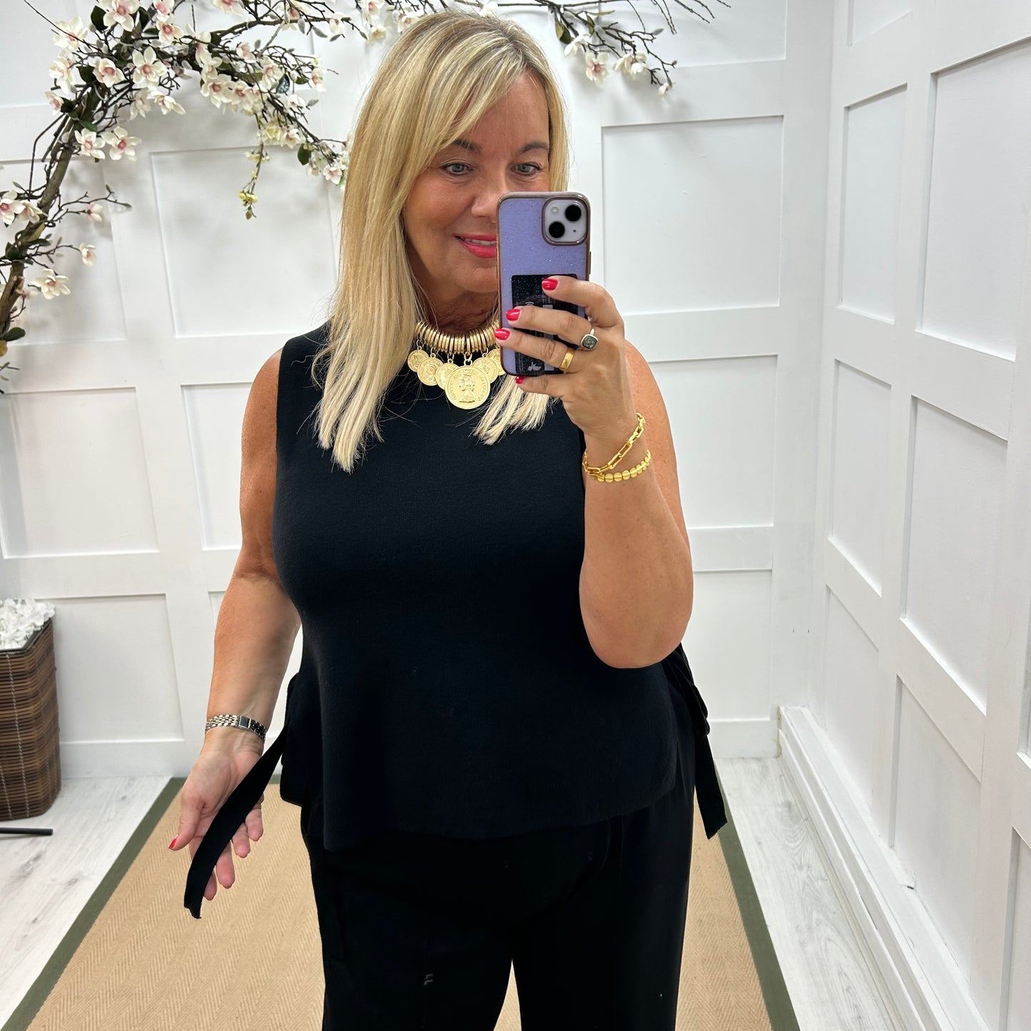 Harlo: Black knit long tie top. One size: 12-18