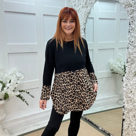 Liza: Long leopard print cotton top. One size: 10-16