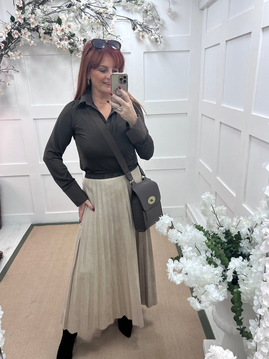 Layla: Chocolate brown cotton layering shirt. 4 sizes