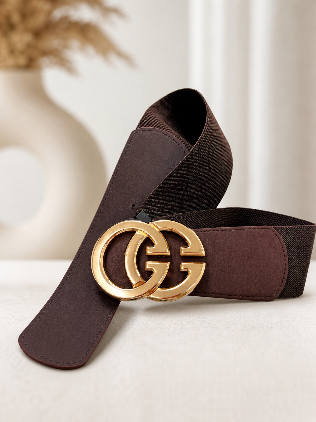 Calla: Wide gold GG buckle wide belt. One size: 8-16. 5 colours