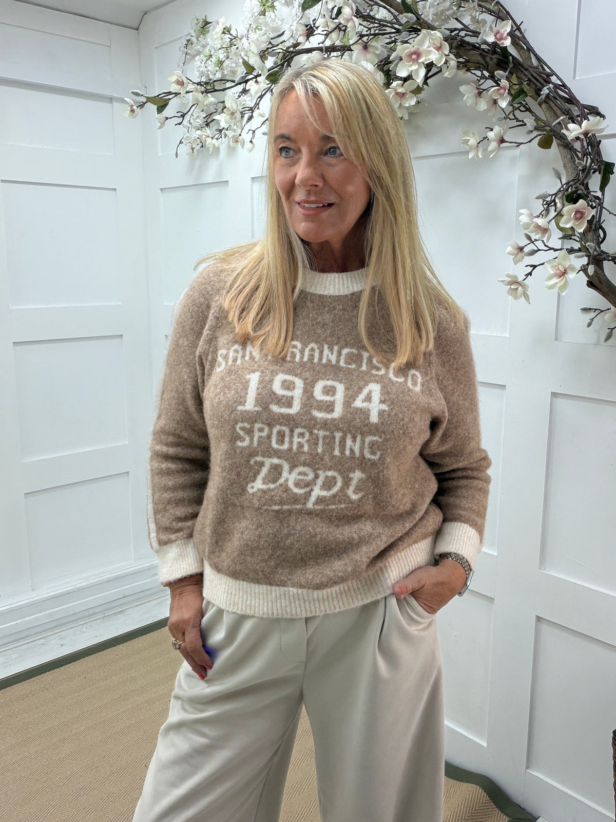 Sara: San Francisco slogan long sleeve top. One size: 12-18. 3 colours
