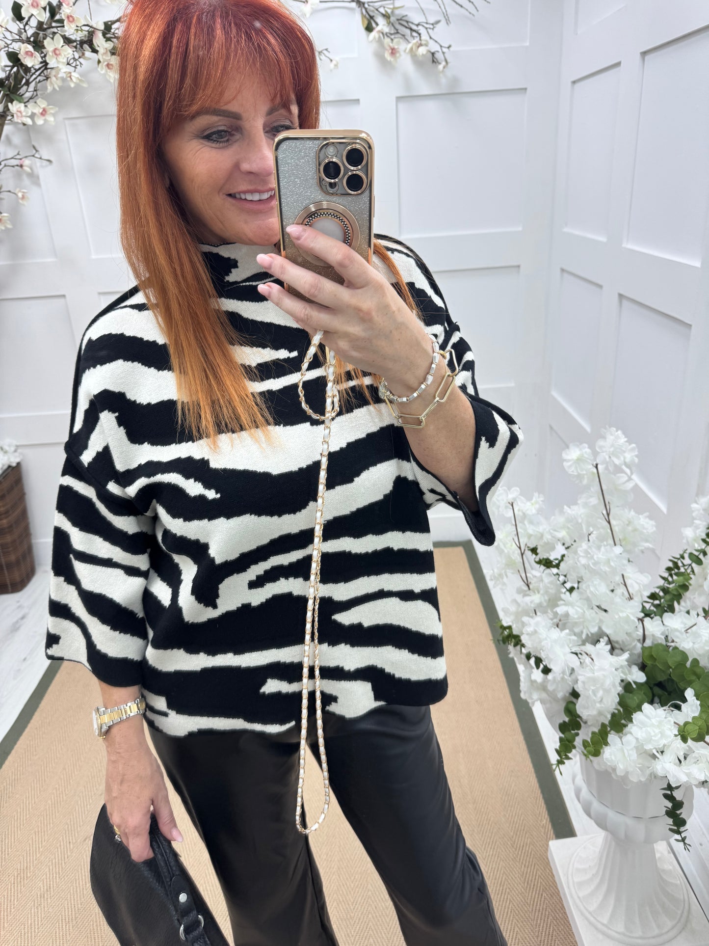 Luna: Zebra print knitted top. One size: 12-18