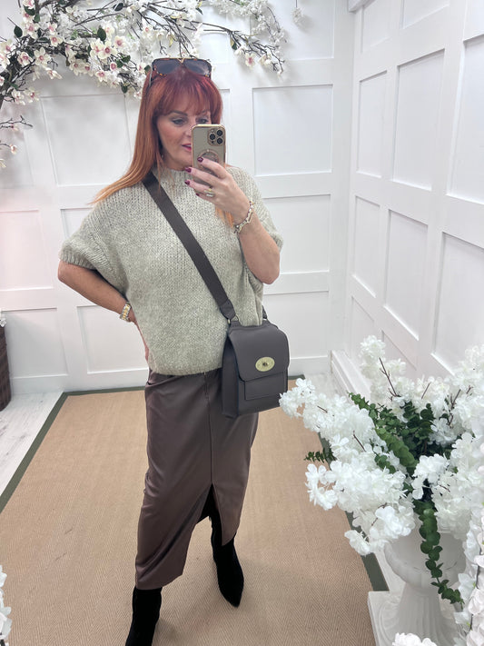 Emma: Oatmeal slouchy jumper. One size 12-18/20