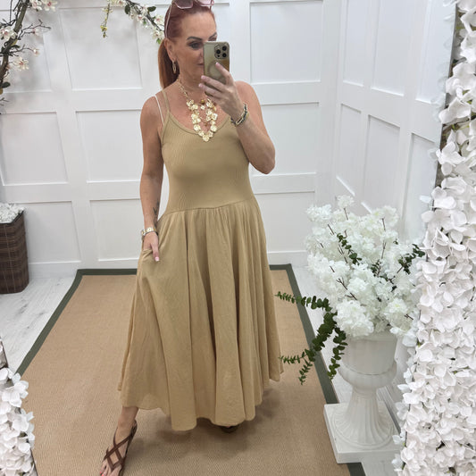 Lizbeth: Sand cotton pocket midi dress. One size: 10-16