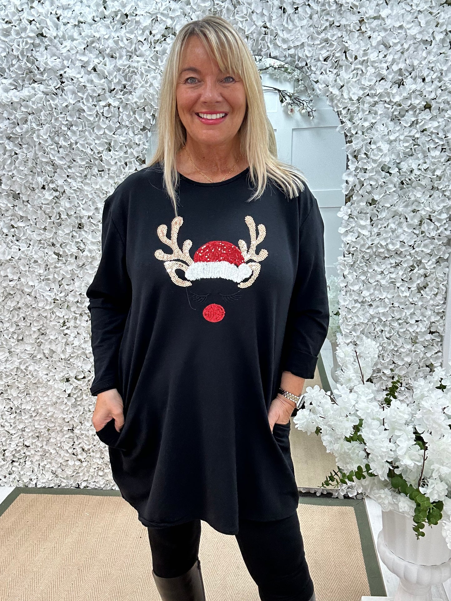 Vixen: Black reindeer oversized top. One size: 16-20