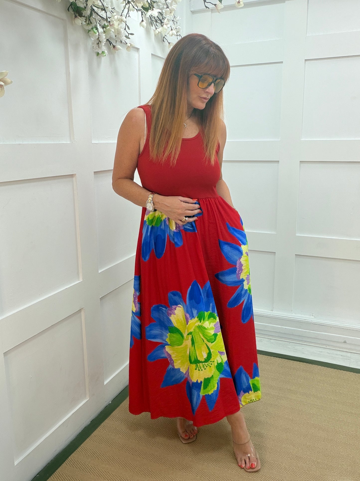 Florrie: Sleeveless floral midi dress. Sizes: 10-16. 3 colours