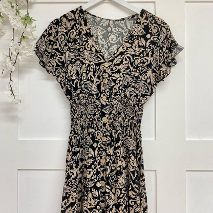 Charley: V neck floral maxi dress. One size 12-20