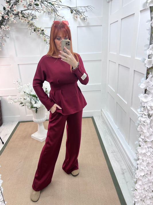 Pandora: Burgundy 2 piece peplum loungewear set. One size: 10-14