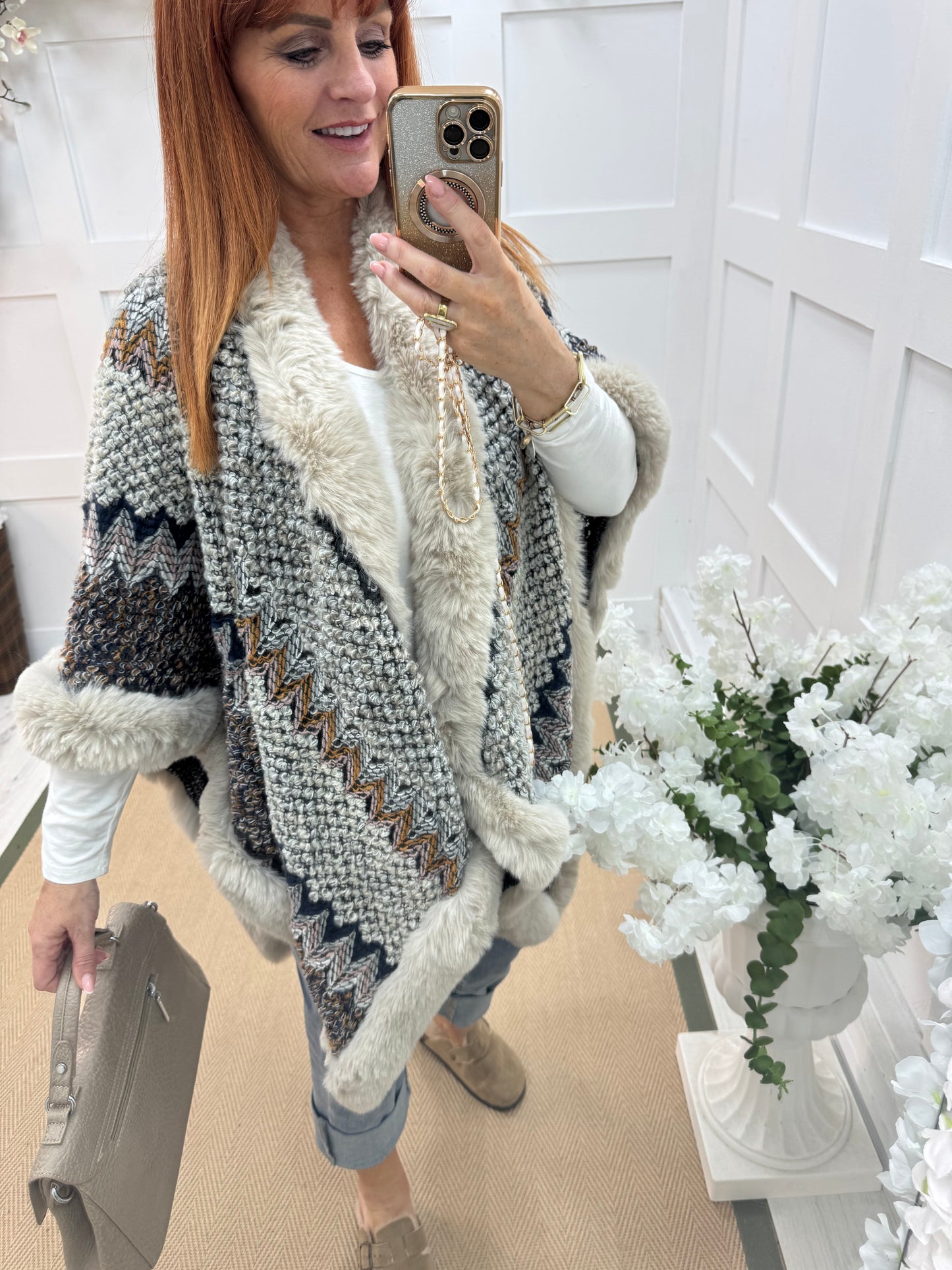 Paisley: Cream faux fur multicoloured cape. Free size