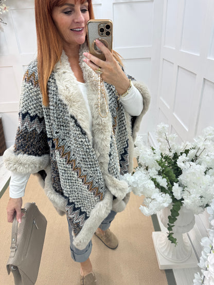 Paisley: Cream faux fur multicoloured cape. Free size