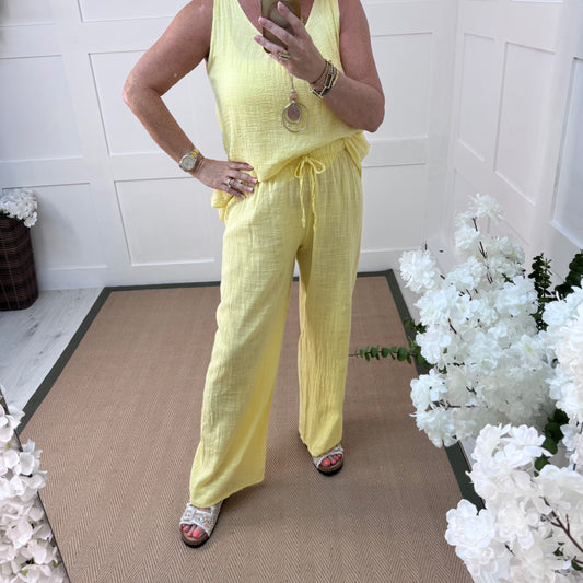 Jennie: Lemon cotton wide leg trousers. One size: 10-16