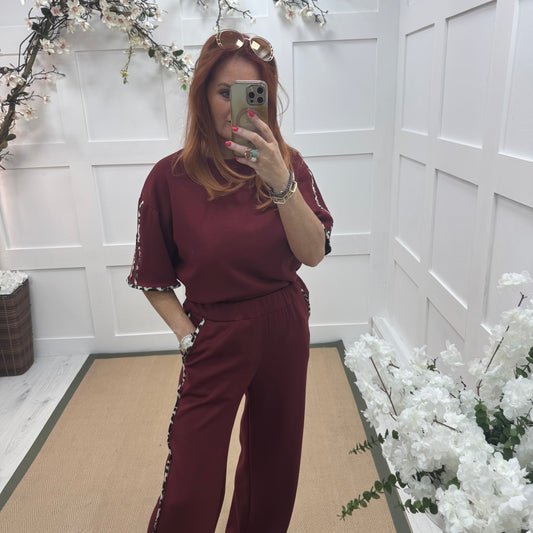 Malka: Burgundy leopard print stripe loungewear set. One size: 12-18