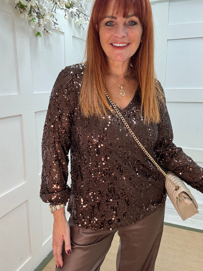 Sutton: Brown v-neck sequin top. One size: 12-16
