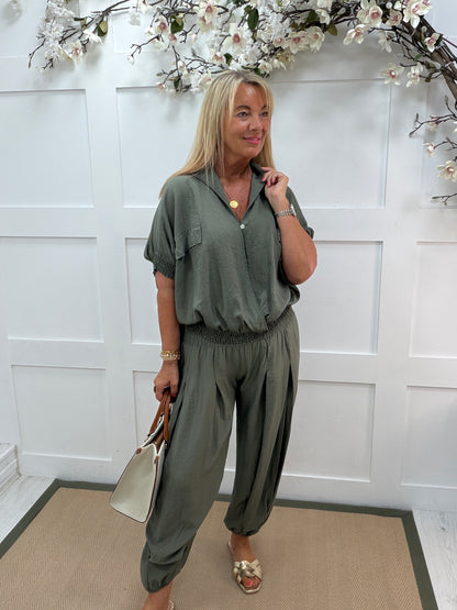 Tammy: Short sleeve utility top. One size: 10-18. 4 colours