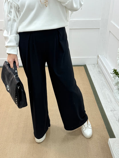 Danielle: Black stretchy wide leg trousers One Size: 10-16