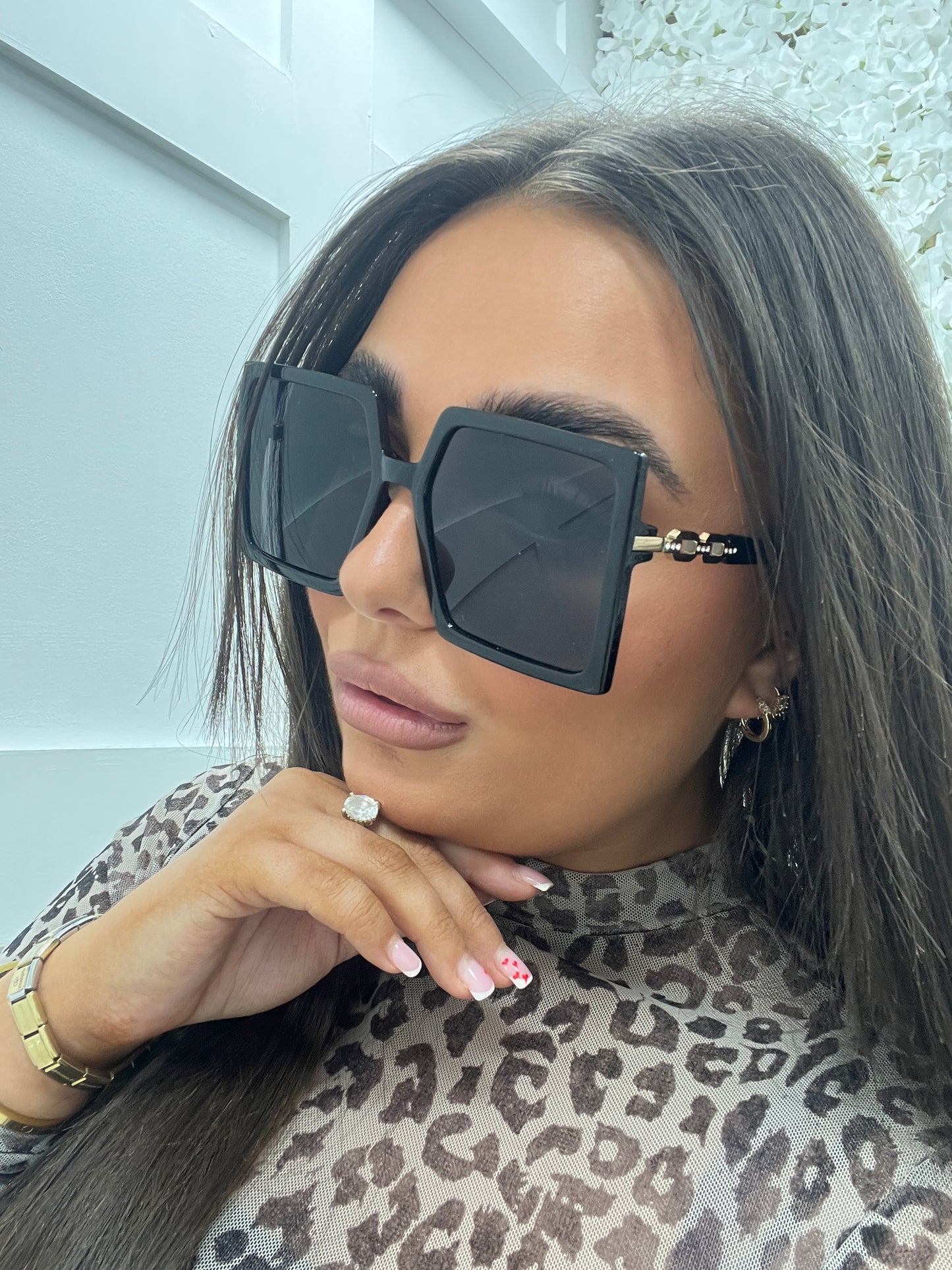 Milan: Black & gold oversized fashion sunglasses