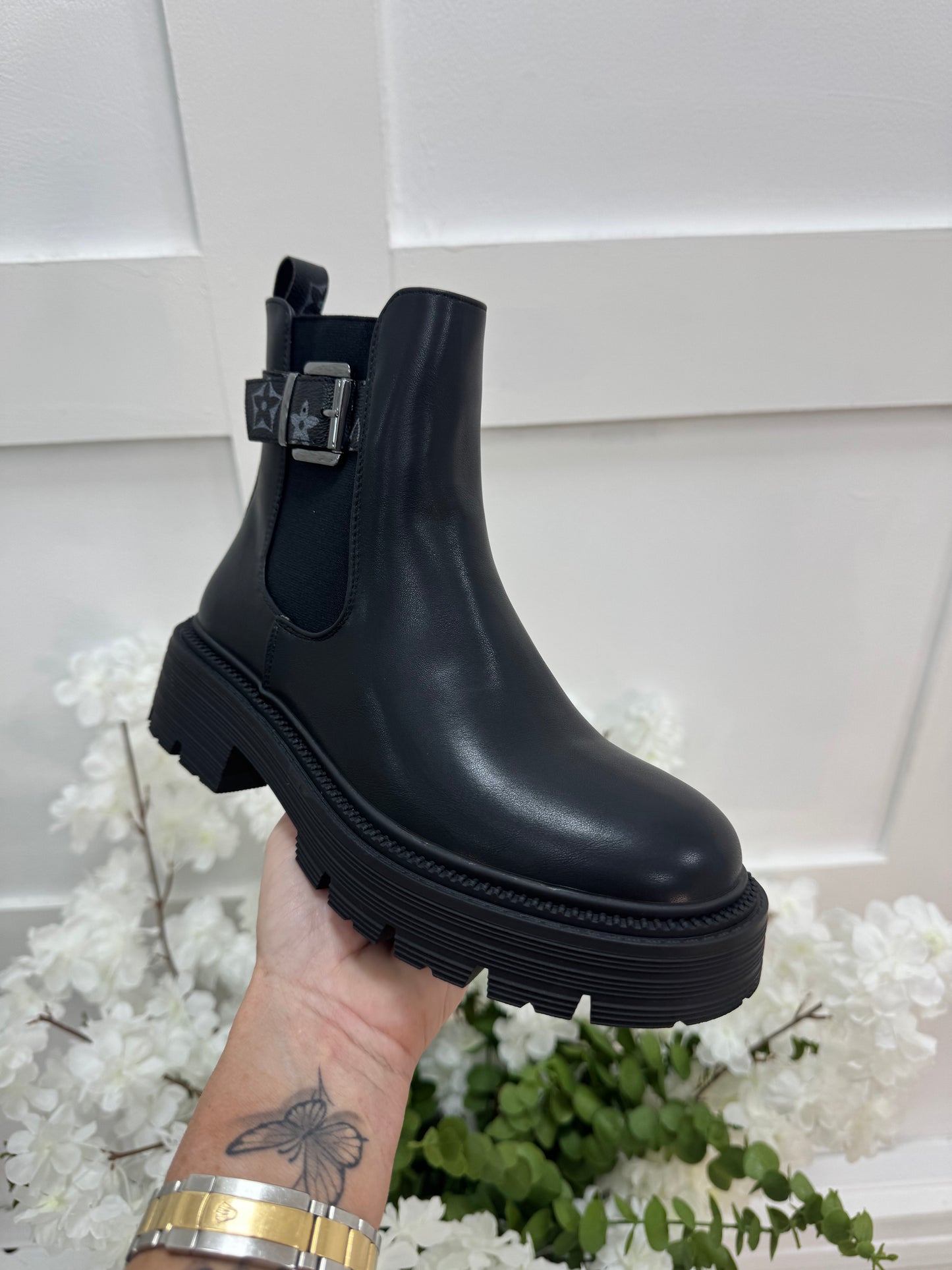 Larrie: Black designer inspired chelsea boots. Sizes 3-8.