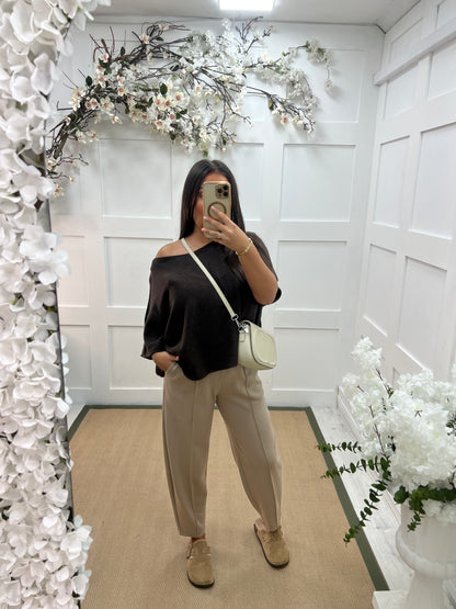 Trinity: Mocha stretchy barrel leg pocket trousers. One size: 10-14