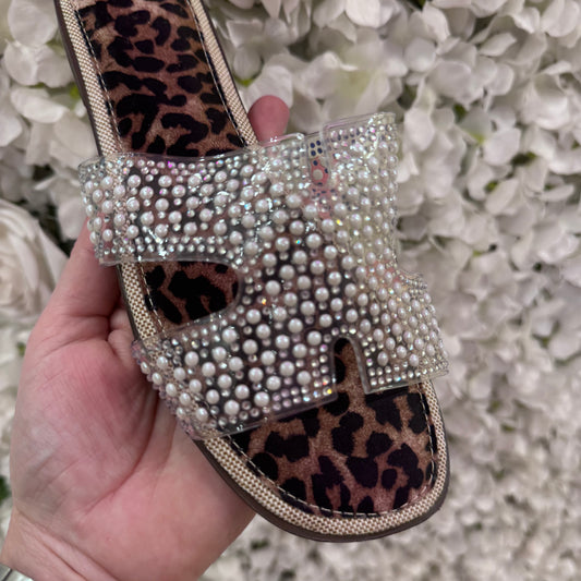 Patsy: Clear & rhinestone H style sliders. Sizes: 3-8