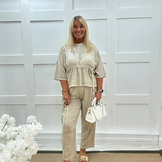 Skylar: Stone Made in Italy cotton trousers. Sizes: 16-20