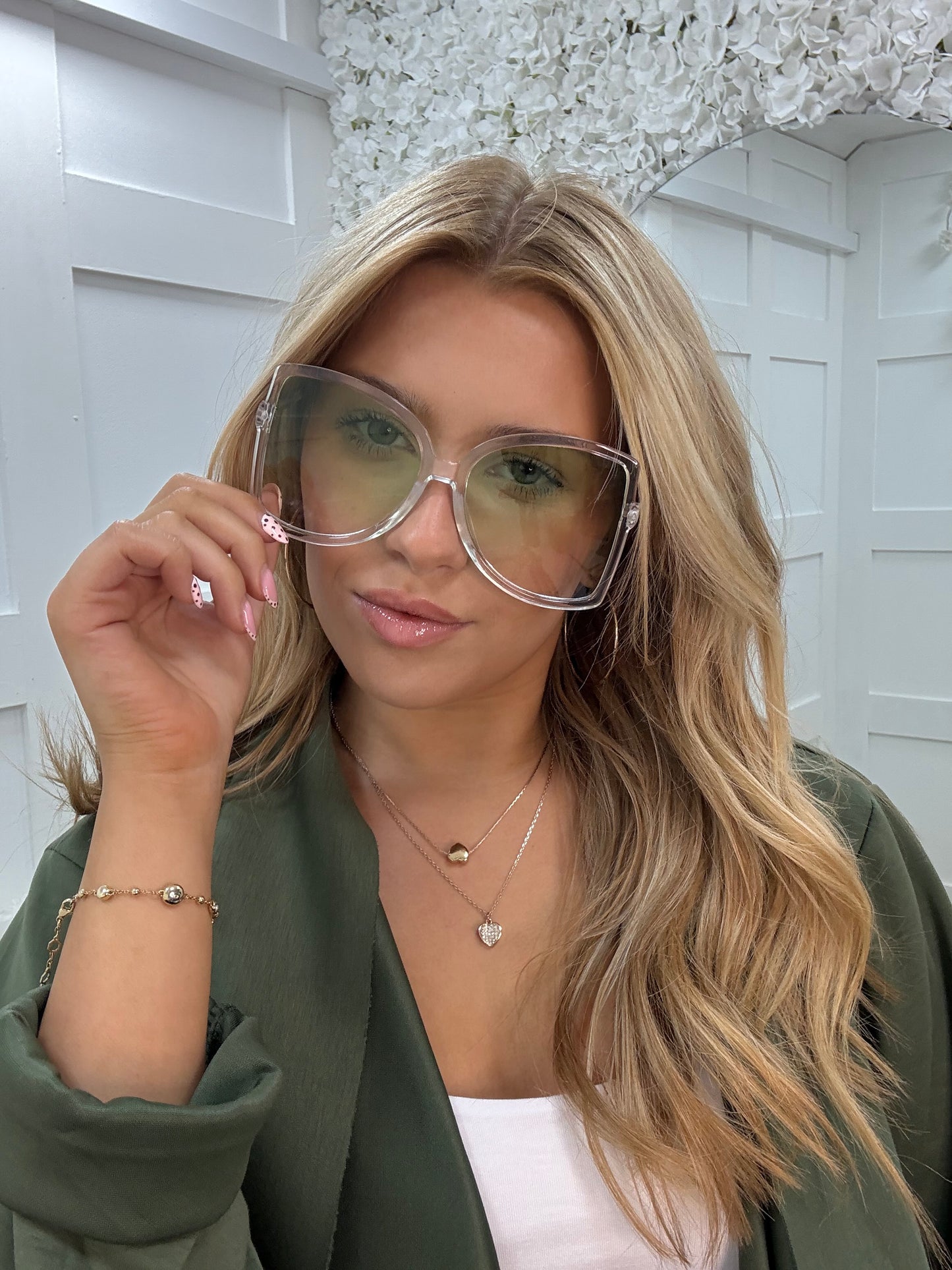Parisian glow: Green & clear oversized fashion sunglasses