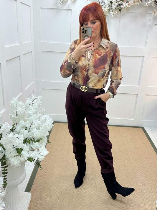 Rylee: Burgundy herringbone belted trousers. One size: 10-14