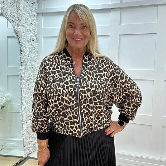 Lilia: Leopard print bomber jacket. One size: 16-20