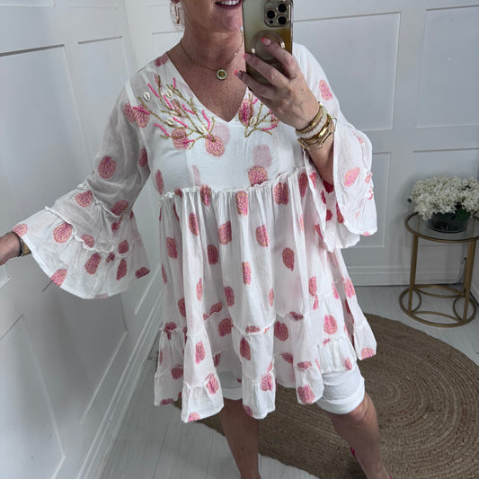 Lilia: White shell & embroidery tunic dress. One size: 12-16