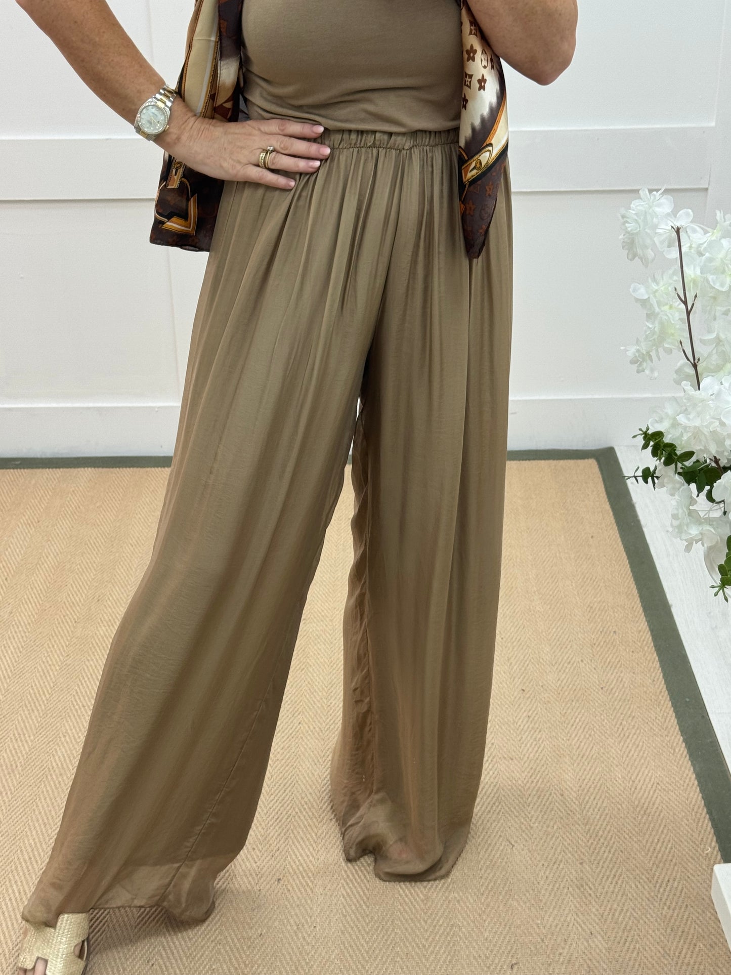 Venice: Gold silk wide leg trousers. One size: 12-20