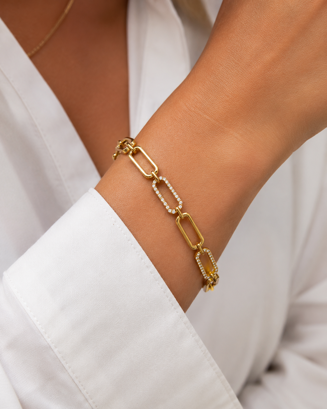 Isla: 18K gold plated diamanté chain bracelet
