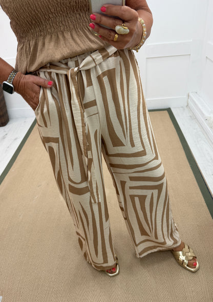 Tanaya: Printed wide leg trousers with belt. One size: 10-16. 4 colours
