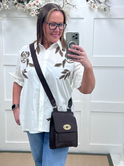 Elsa: White floral embroidered shirt. One size: 14-20