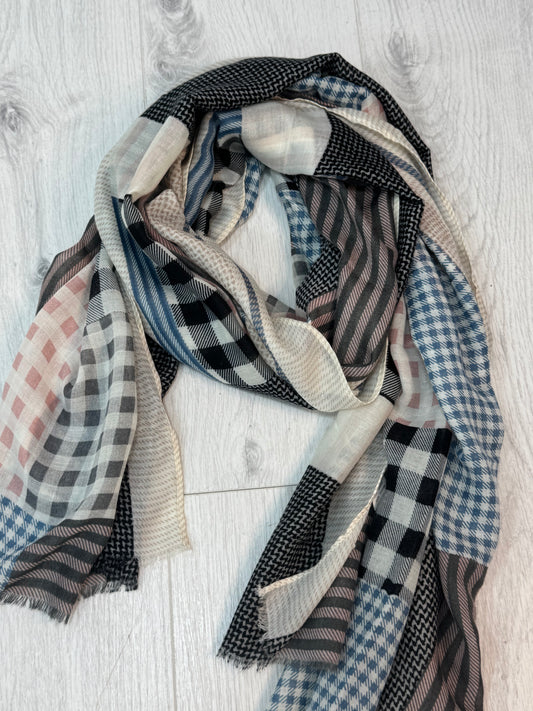 Sara: Blue, pink  & black check scarf