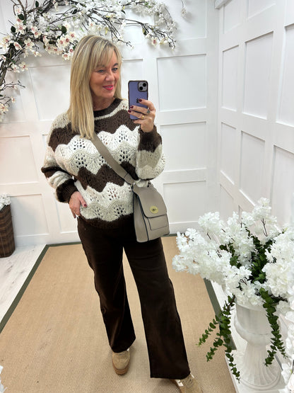 Zandra: Brown zigzag knit jumper. One size 12-20