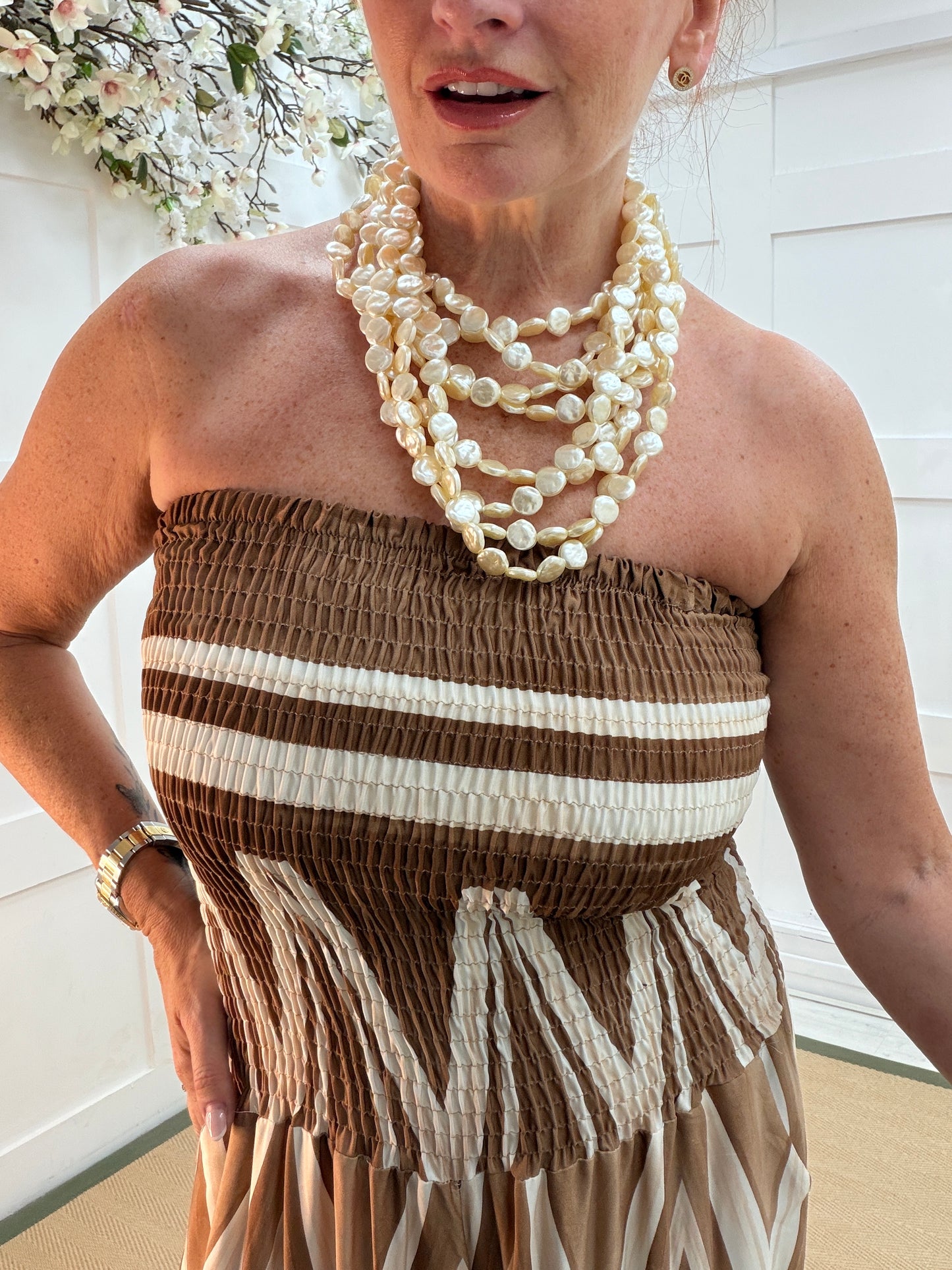 Nina: Chunky cream layered statement necklace