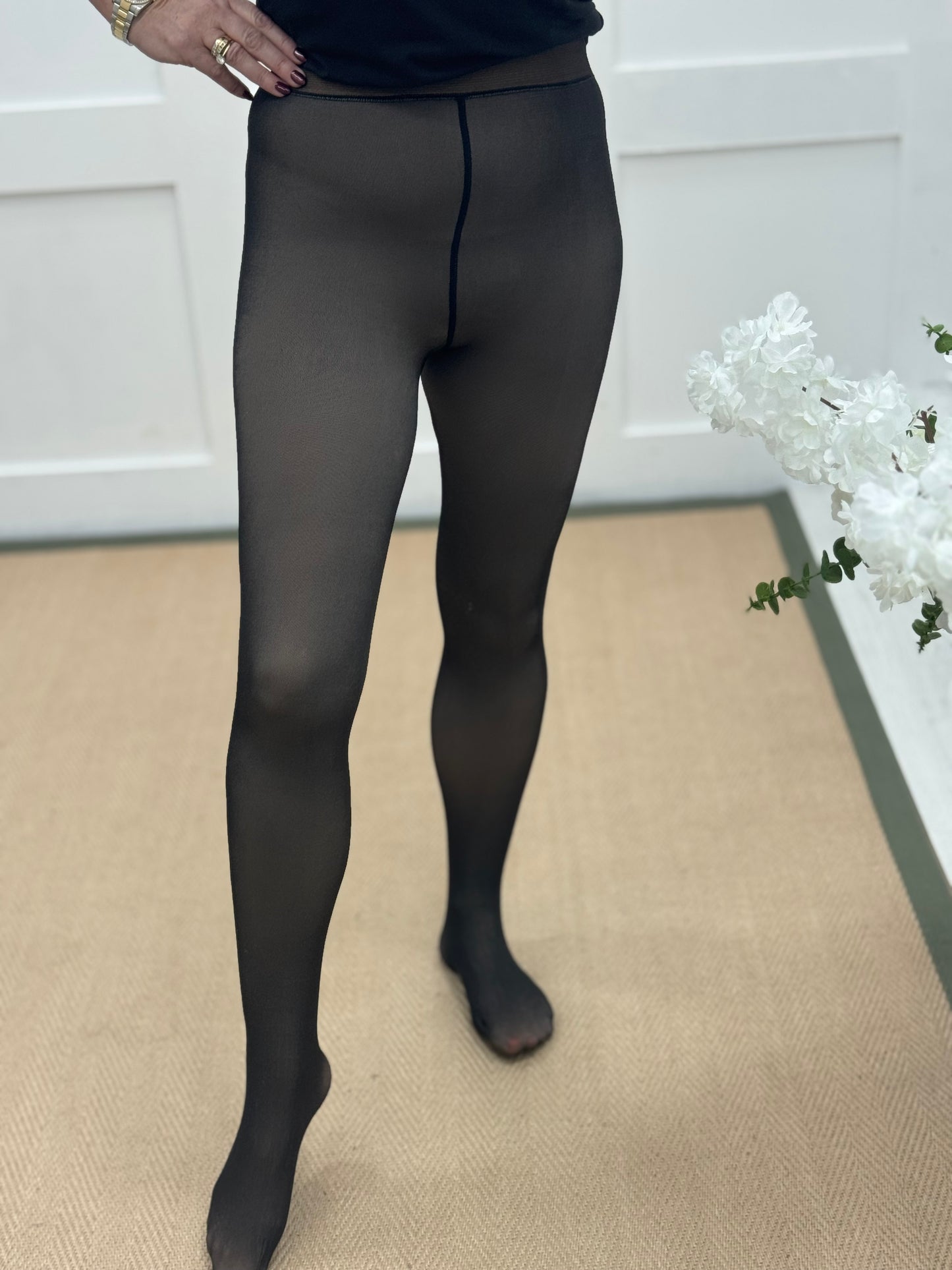 Trisha: Brown thermal lined tights. 2 sizes