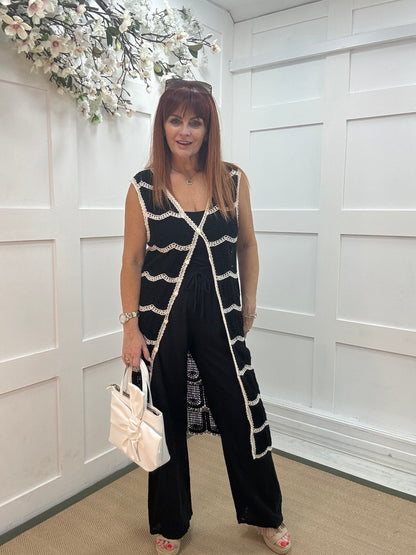 Tori: Black cotton wide leg trousers. One size: 8-16