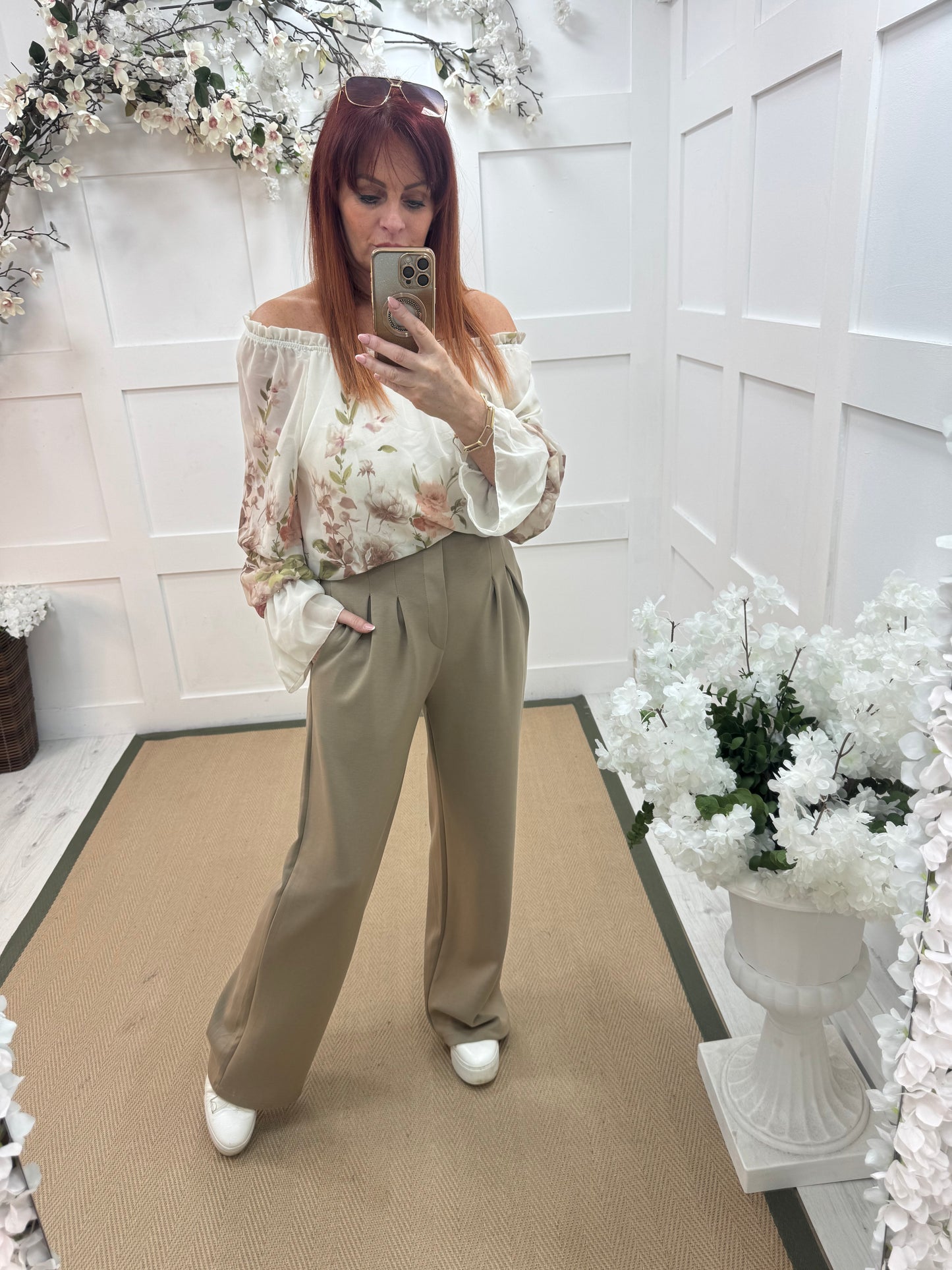 Tayla: Mocha high waisted pleated wide leg trousers. One size: 10-16