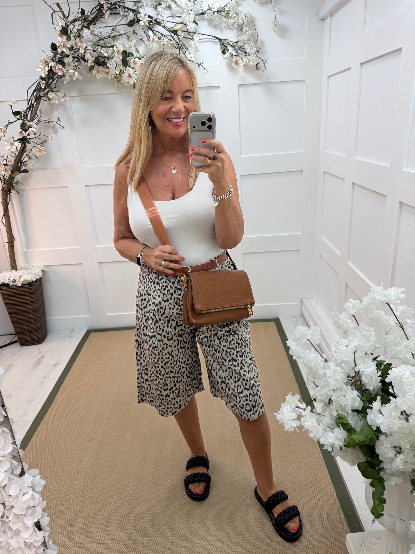 Leah: Leopard print bermuda knee length shorts. One size: 10-16. 2 colours