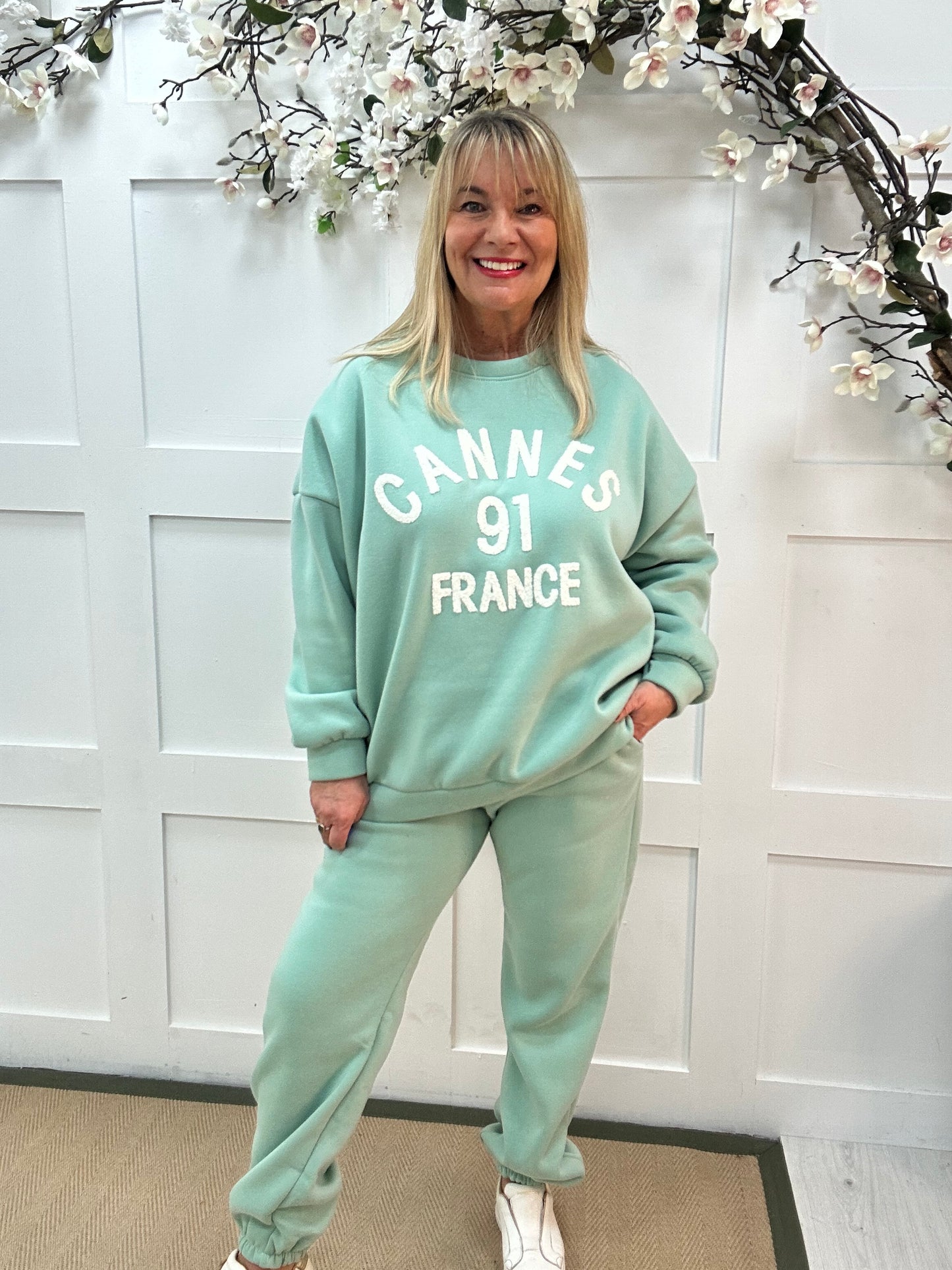 Chloe: Mint Cannes 2 piece loungewear set. One size: 14-18