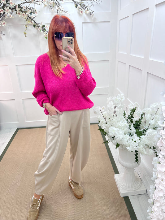 Alex: Hot pink V neck knitted top. One size 14-20