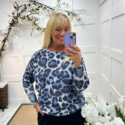 Pamela: Blue leopard print stretchy top. One size: 12-18