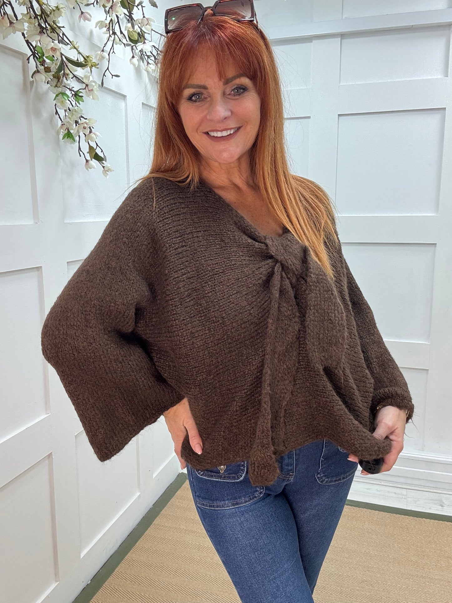 Bloom: Brown bow knitted jumper. One size: 12-18