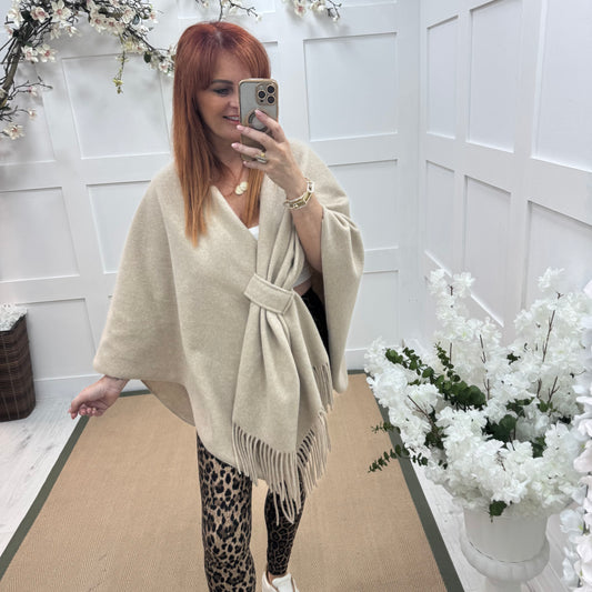 Candy: Cream wool fringe cape. Free size