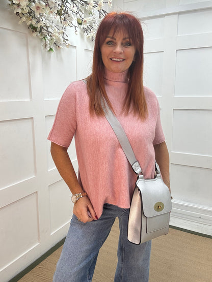 Goldie: Pink short sleeve knitted top. One size: 10-16