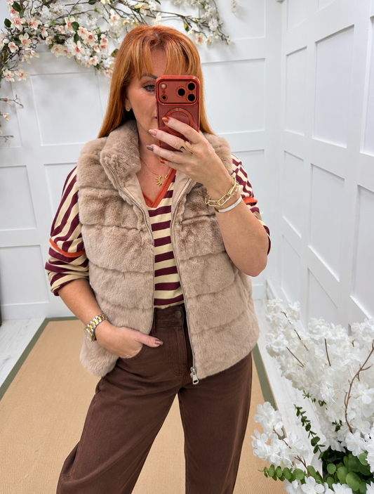 Kizzy: Faux fur gilet. 3 colours One size 8-14