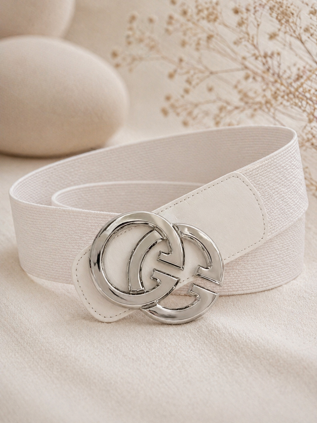 Calla: Wide gold GG buckle wide belt. One size: 8-16. 5 colours