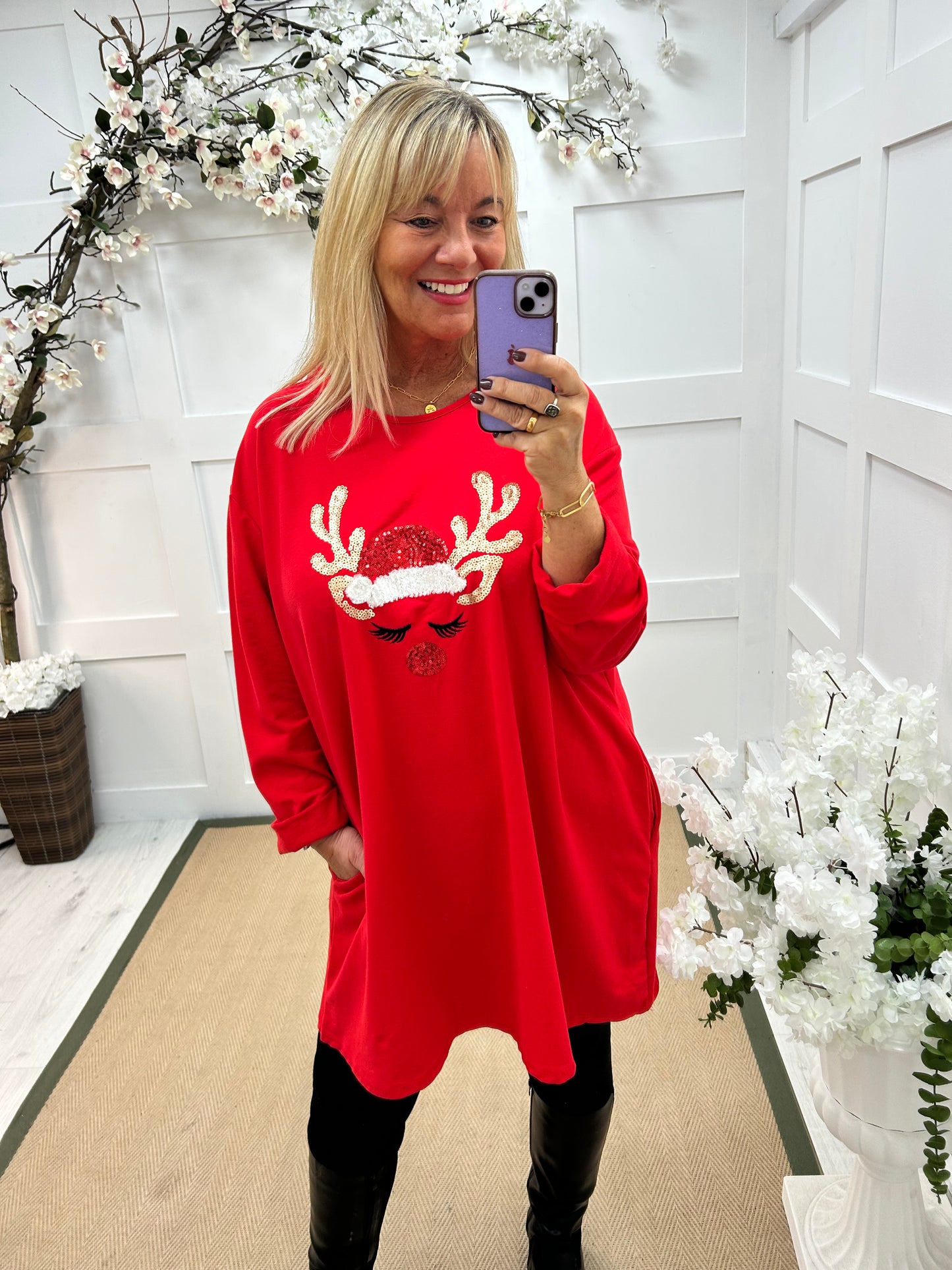Vixen: Red reindeer oversized top. One size: 16-20