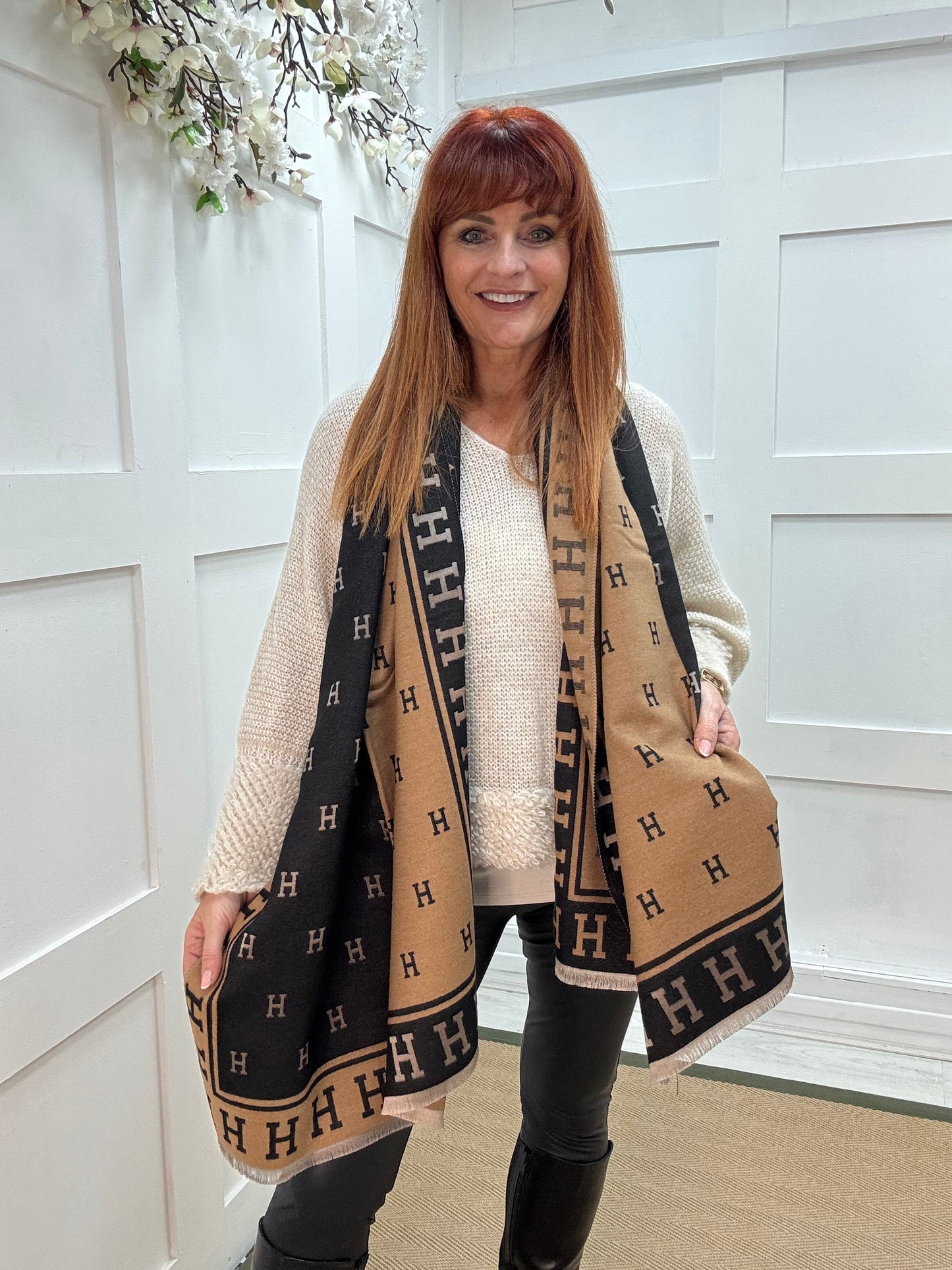 Hope: Black & tan H design scarf