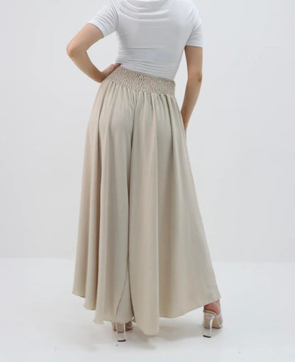 Kimmi: Stretchy wide leg palazzo trousers. One size 14-22